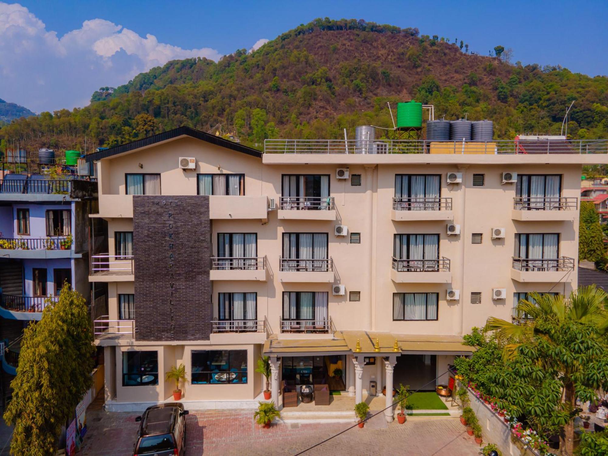 Hotel Pokhara Village & Spa Exterior foto